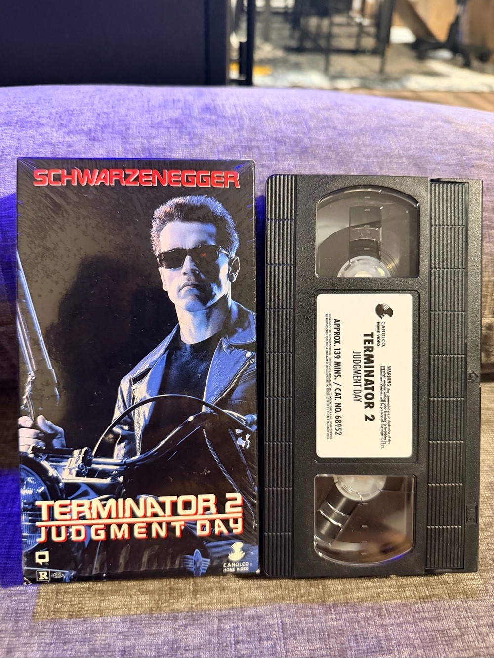 Terminator 2 Judgment Day VHS Vintage 1991 Carolco Home Video Schwarzenegger